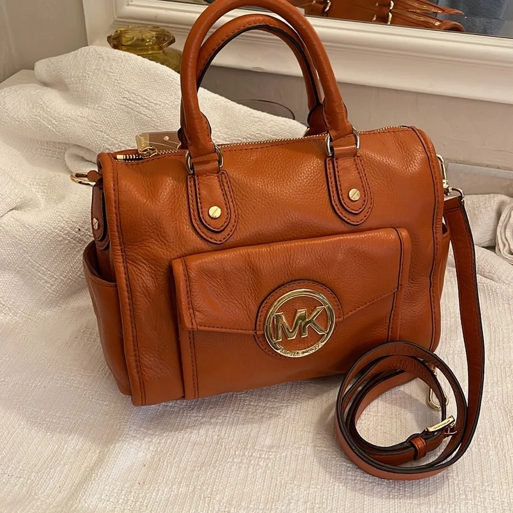 MICHAEL KORS-Margo satchel in burnt orange - NWT